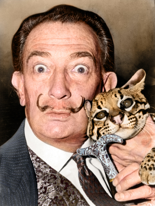 Illustration for article titled Iconic Black and White Photographs, Colorized